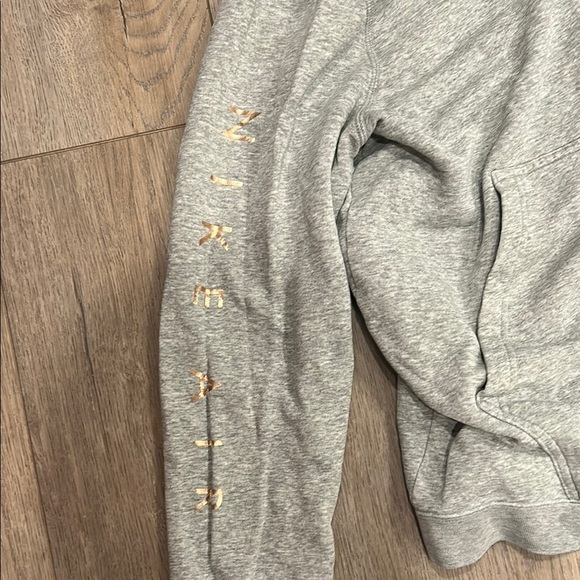 Nike Gray Rose Gold Half Zip Hoodie Sweatshirt Sporty Athletic Gym Size Medium - Picture 7 of 9